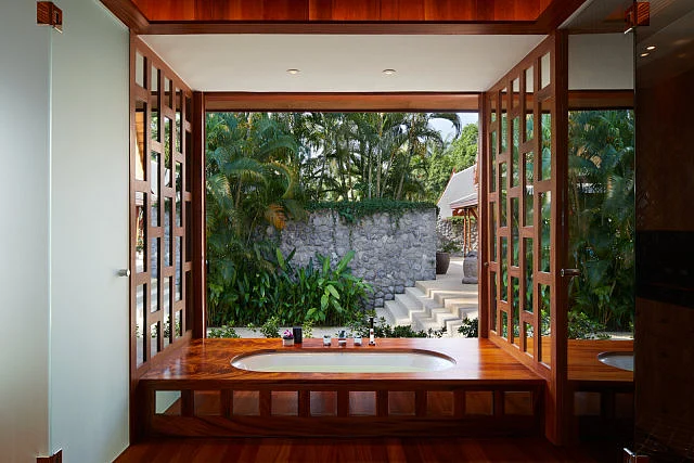 An ocean villa with bathtub