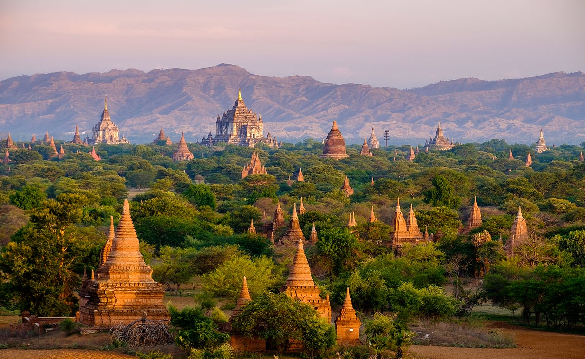 Shutterstock.com  : The Bagan Archaeological Zone 