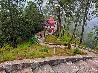 Shutterstock : Kasar Devi Temple