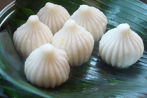 White Modak