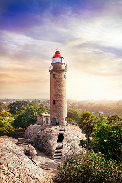 Lighthouse in tropical complex of Mamallapuram, Tamil Nadu