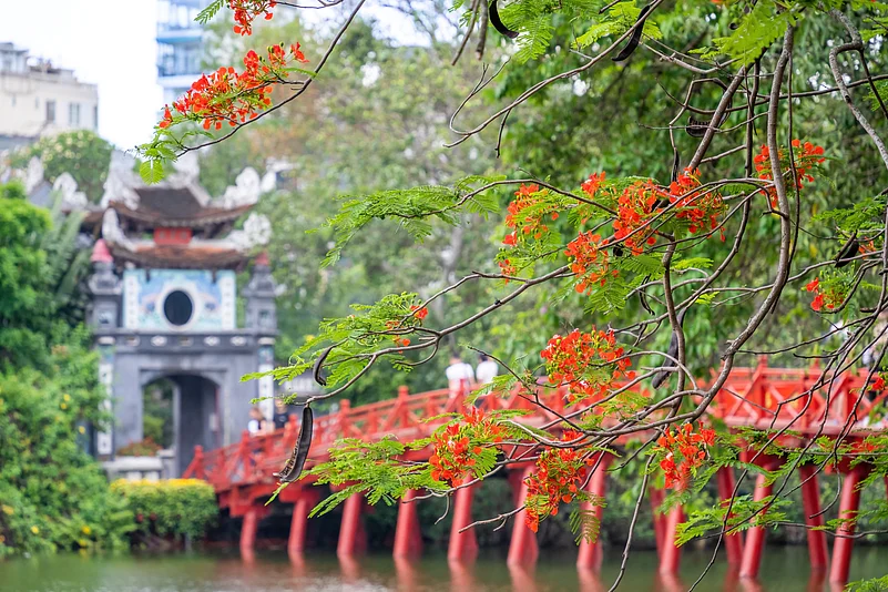 Lake Ho Hoan Kiem