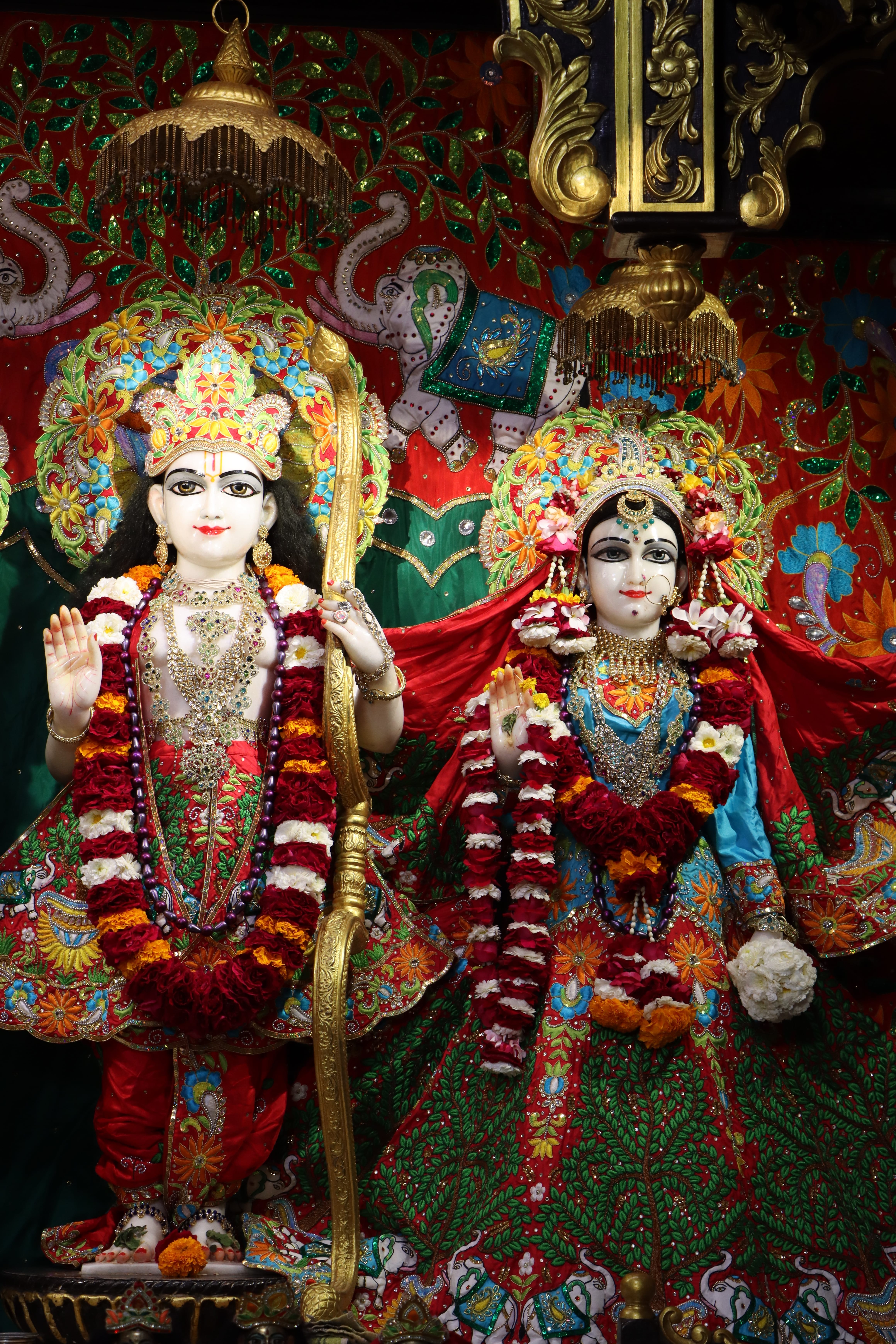  Iskcon Temple ahmedabad