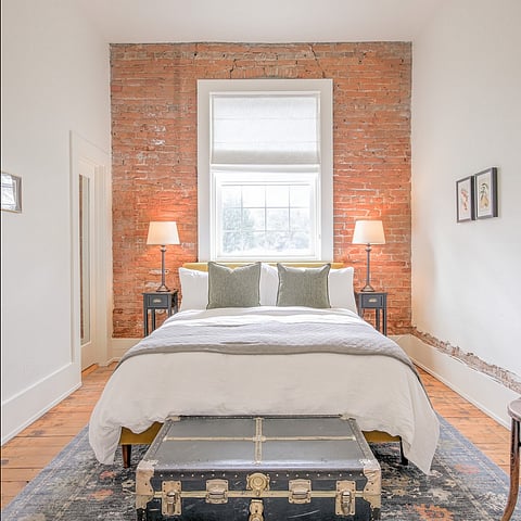 A glimpse of Imperial Hotel, Amador City