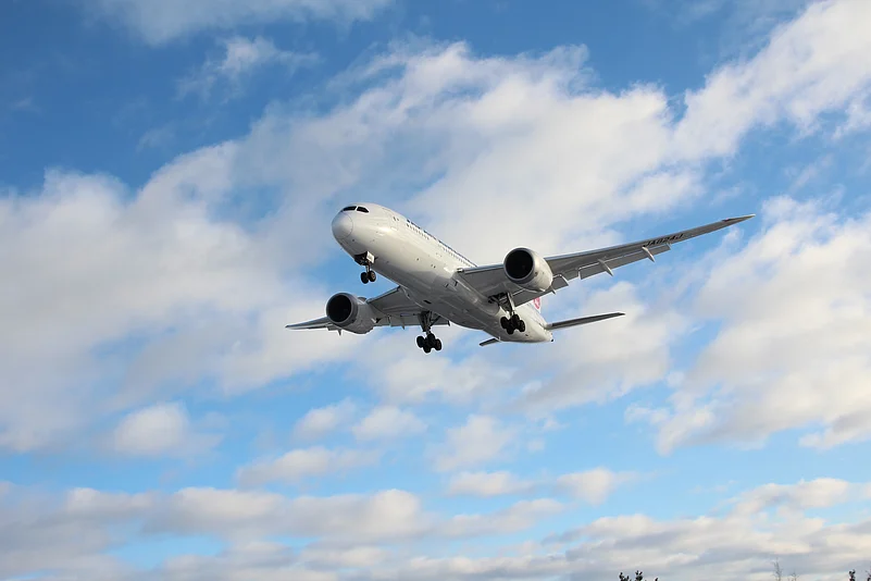 Planes emit large amounts of fuel during takeoff