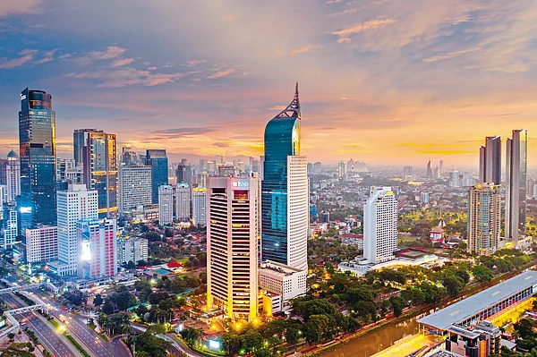 Shutterstock : The Jakarta skyline