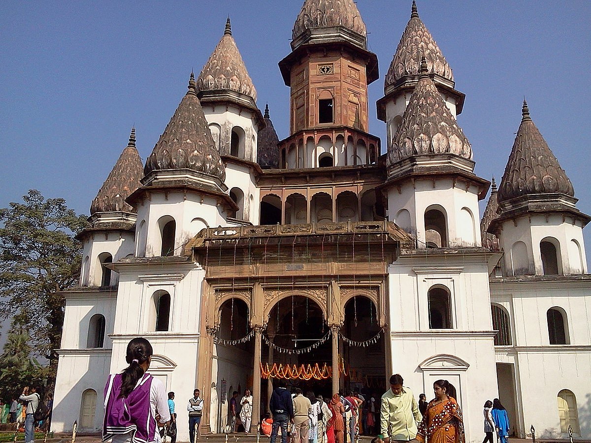 The temples domes look like an architectural melange of the Kremlin plus terracotta