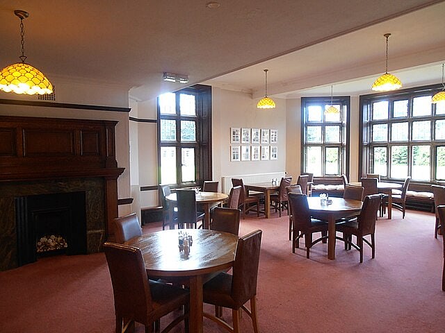 Gladstones library dining room