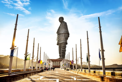Shutterstock.com : The Statue of Unity is the worlds tallest statue