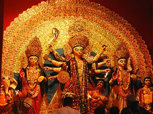 Goutam1962/WikiCommons : Durga Puja in Kolkata