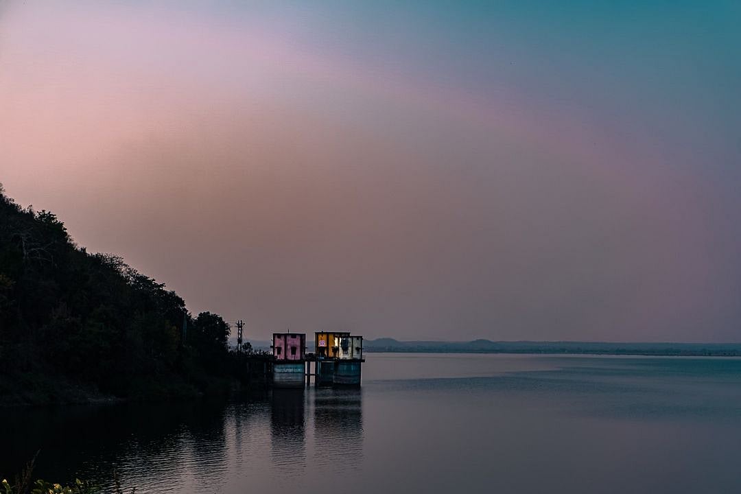 Khindsi Lake is spread over 200 acres.
