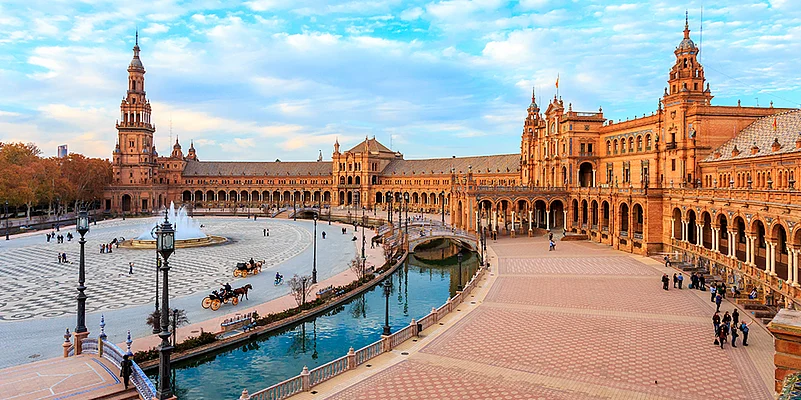 Plaza de España in Sevilla is located within walking distance of Seville city centre