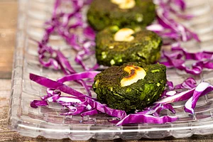 Unsplash : Traditional food from Surat