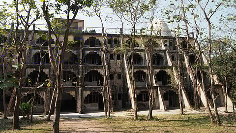 A glimpse of the ashram