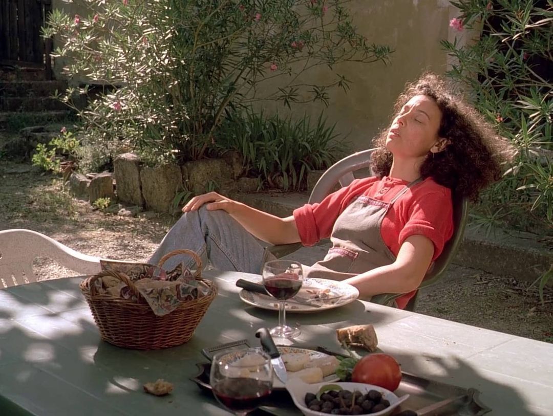 A shot from A Tale of Autumn