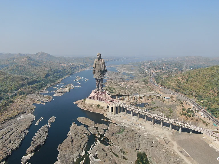 An aerial view of the Statue of Unity - Shutterstock