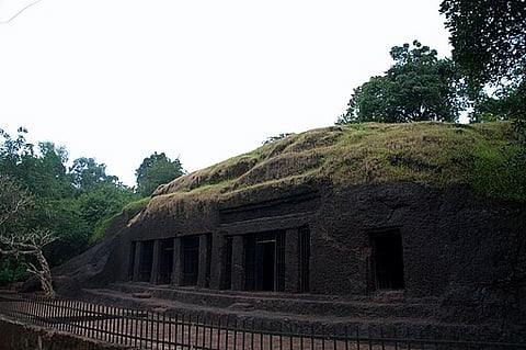 Arvalem Caves