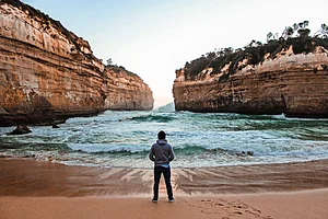 Unsplash : Loch Ard Gorge, Victoria, Australia