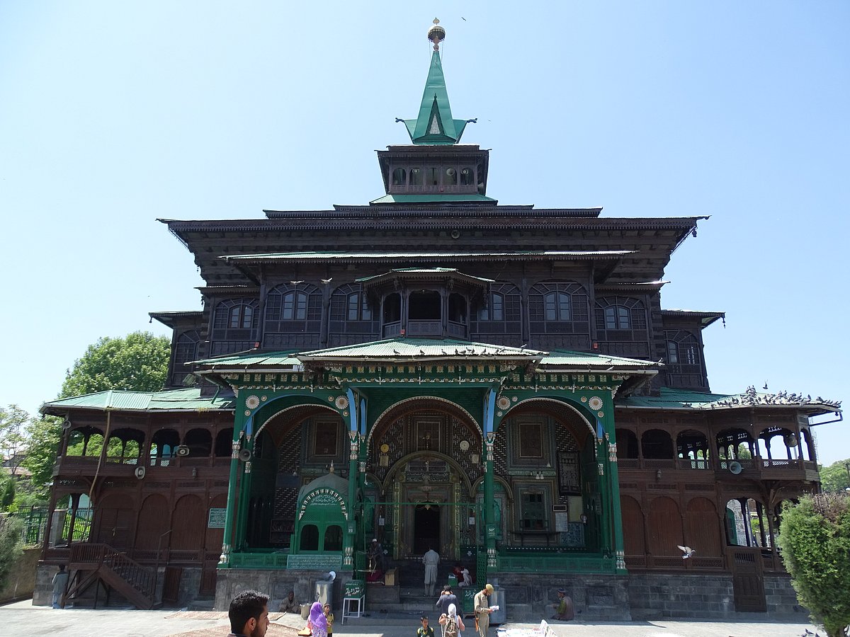The Shah Hamadan mosque