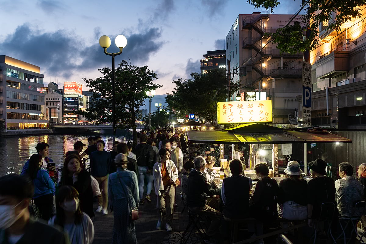People at the Yatai market