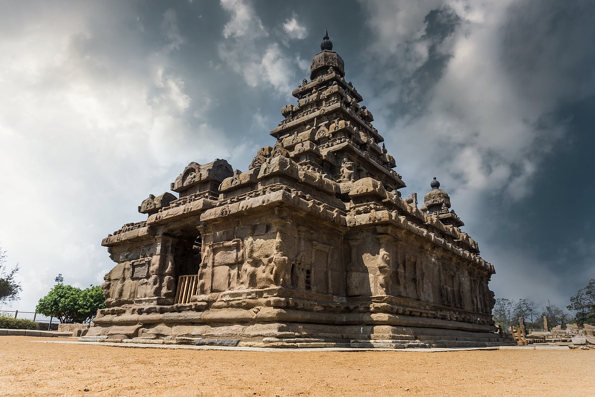 Shutterstock : Shore Temple