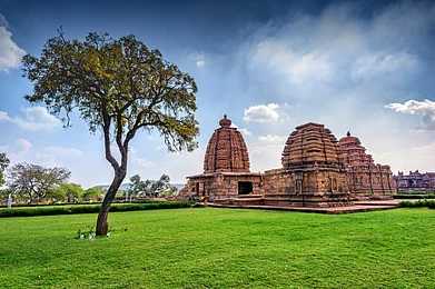 Shutterstock : Pattadakal temple complex
