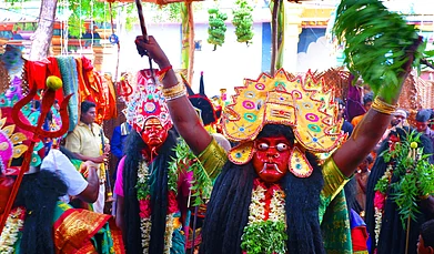 Shutterstock : The celebrations are colourful and lively and held in Kulasekarapattinam village in Tamil Nadu