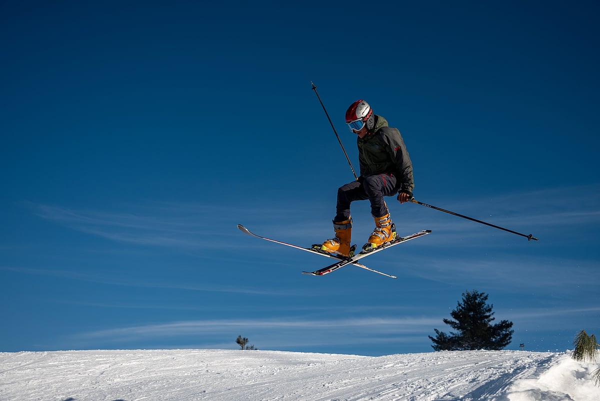 Skiing in Gulmarg