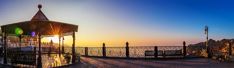 Sunrise at Library Chowk in Mussoorie