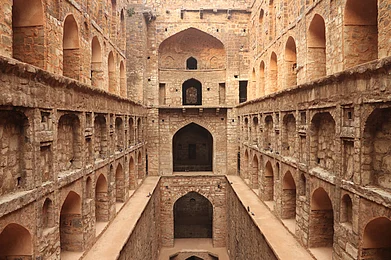 Shutterstock : Agrasen Ki Baoli