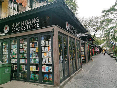 Book Streets Of Hanoi