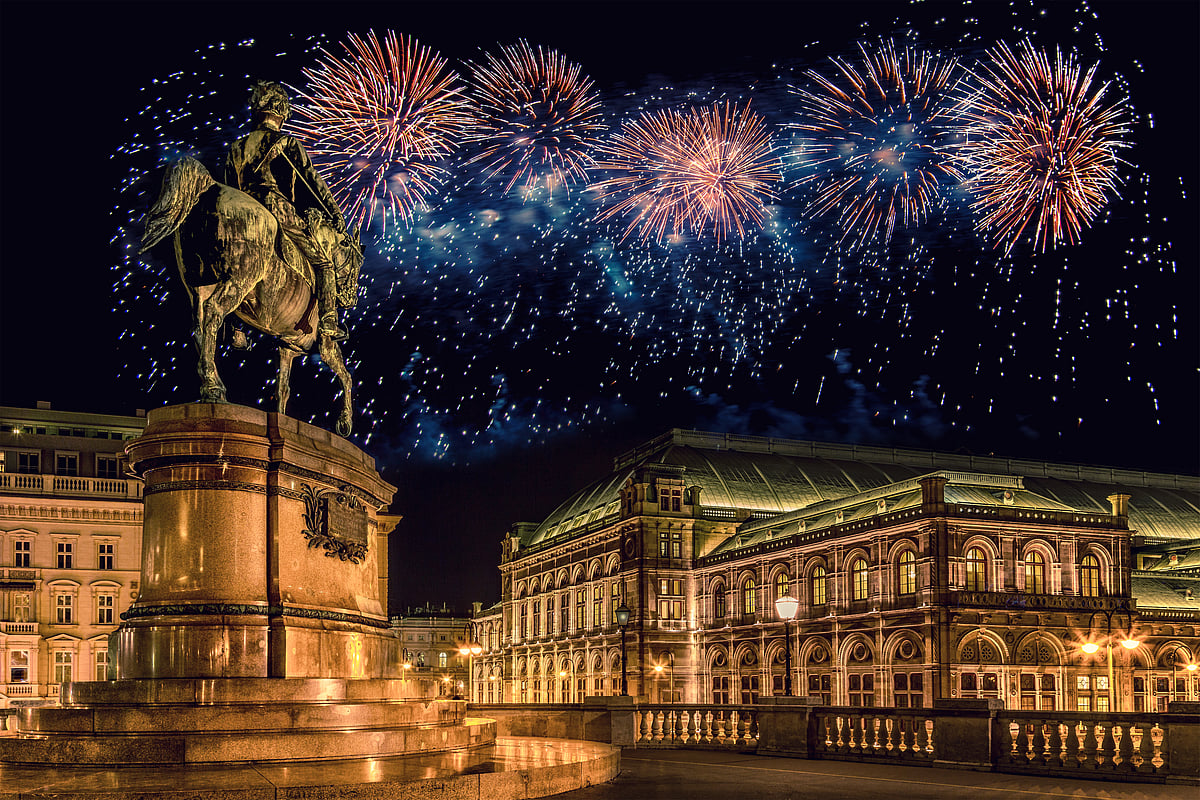 Shutterstock : New Year celebrations in Vienna