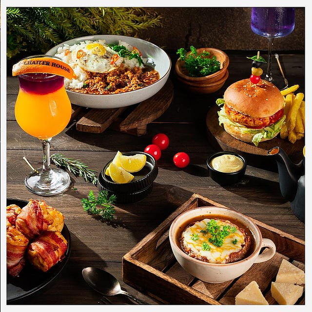 Head To These Restaurants In Delhi For A Hearty Christmas Feast