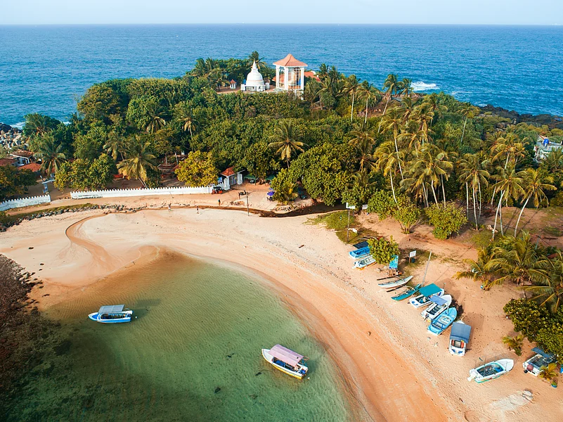 Unawatuna Beach