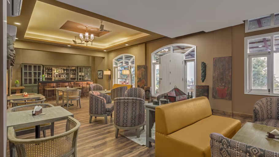 Fuzion Lounge offers a cosy dining