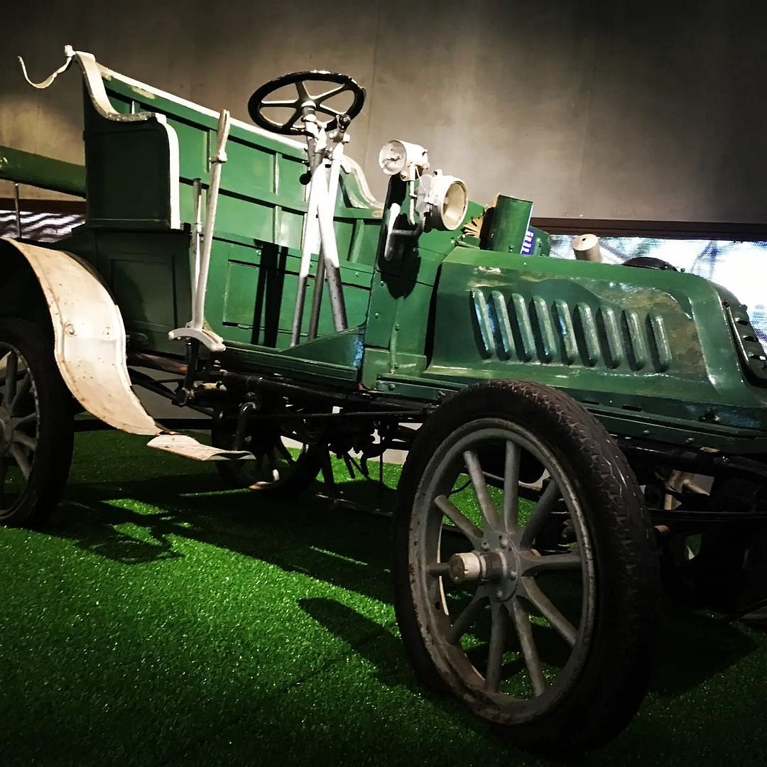 Vintage Car at Bejai Museum