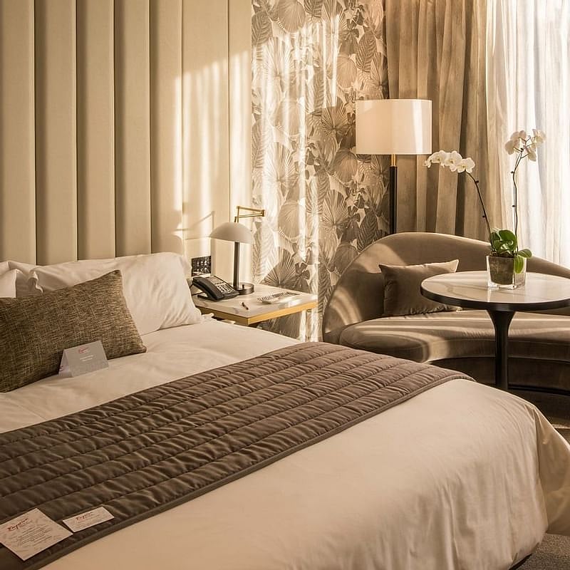 A luxury room in Emporium Hotel South Bank  