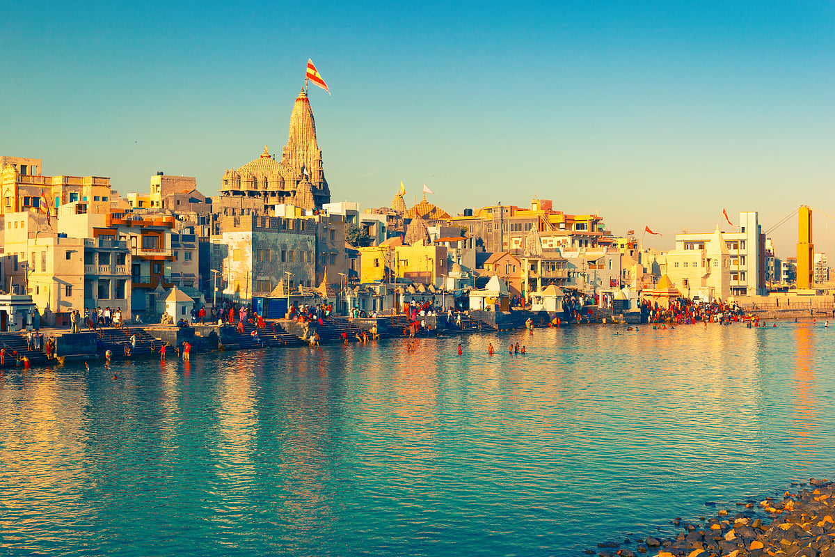 Shutterstock : View of Gomti Ghat and Hindu Temple Shree Dwarkadhish, Dwarka