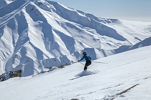 ImagesofIndia on Shutterstock.com : Gulmarg has six bunny slopes for beginners and slopes for more advanced skiers