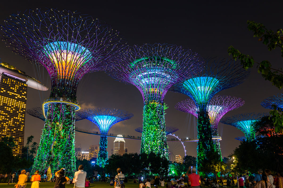 Free of cost OCBC Garden Rhapsody light show in Singapore