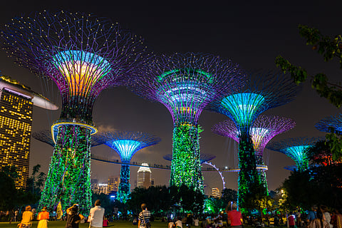Free of cost OCBC Garden Rhapsody light show in Singapore