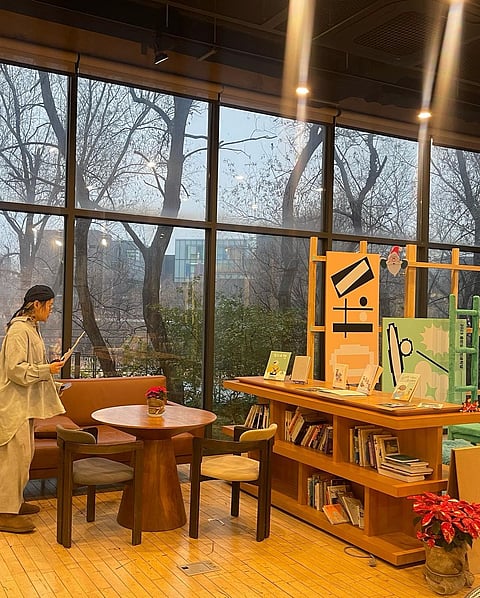 You can book a stay at Jijihyang in the “Forest of Wisdom” complex in Paju Book City. Jijihyang means “a home for paper”