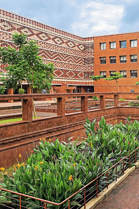 Krushi Bhawan's jalis save 40 per cent of its cooling load