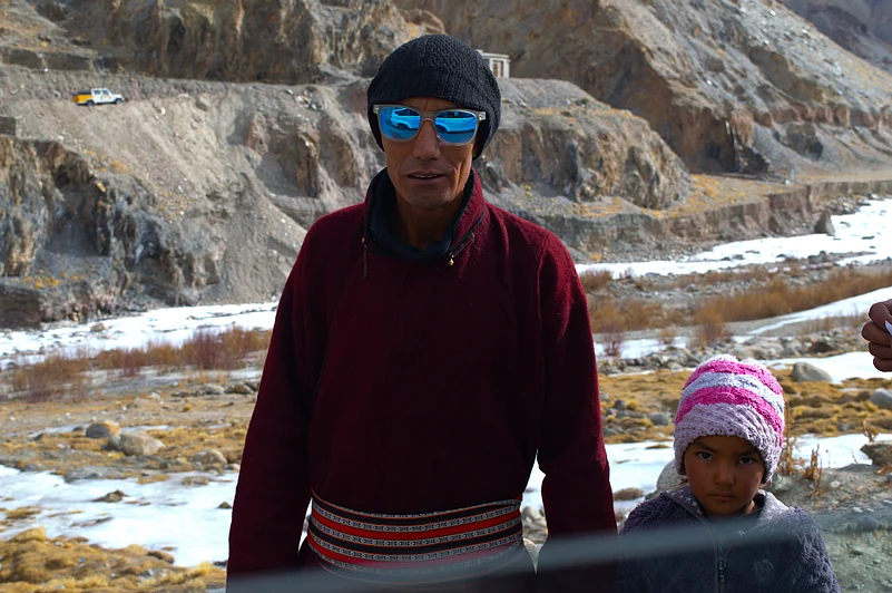 Meeting with locals on the way to Ulley