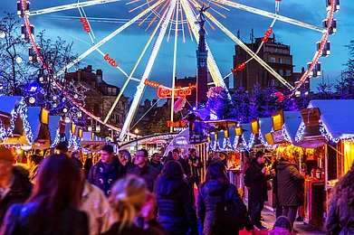 Alamy : With ice skating rinks, ethereal music and light shows, the Brussels Christmas market in Belgium is a sight to behoold.
