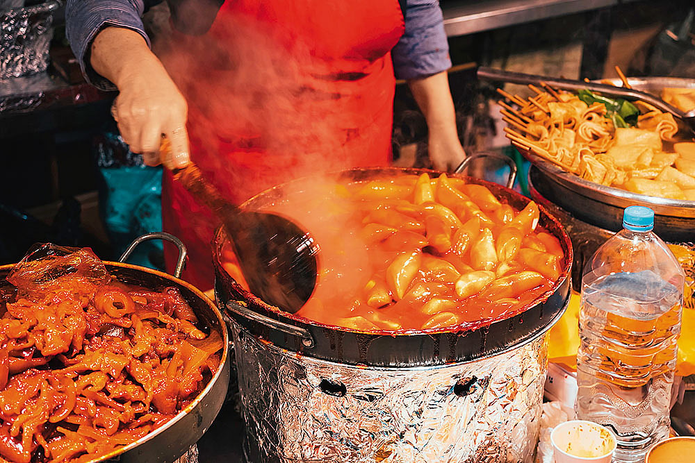 A popular Korean street food, tteokbokki