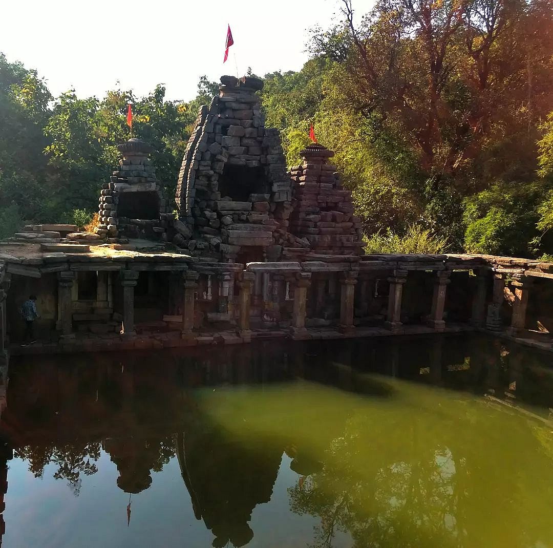 The magnificent Karpur Baoli is now in a debilitating condition