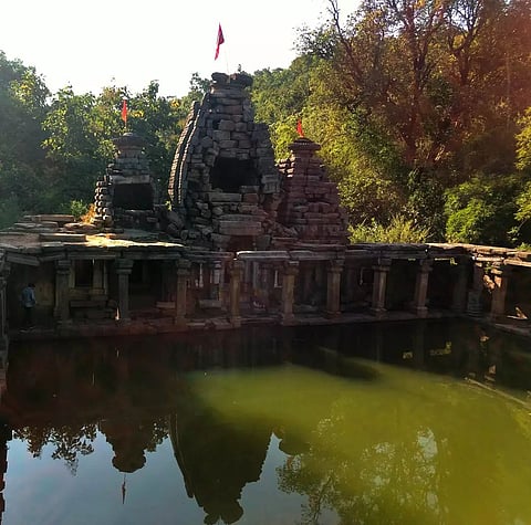 The magnificent Karpur Baoli is now in a debilitating condition