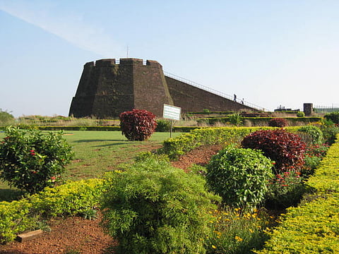 Bekal Fort has no palaces or buildings, just that massive wall of stone