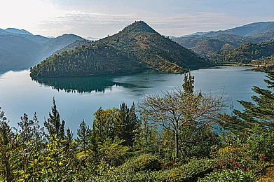Photograph: Shutterstock : Lake Kivu is shared by both Rwanda and the Democratic Republic of Congo